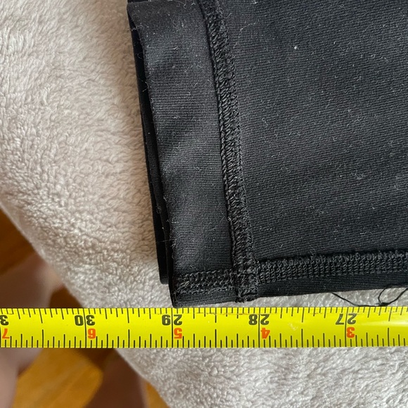 Reversible lululemon leggings - Picture 5 of 6